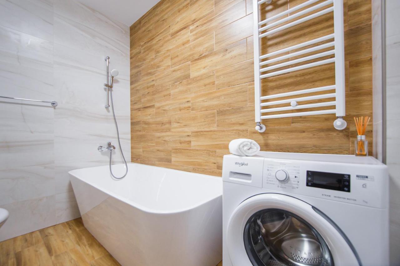 Creamy Wood Haven Appartement *